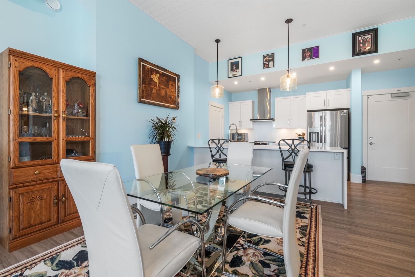 Listing Image 15