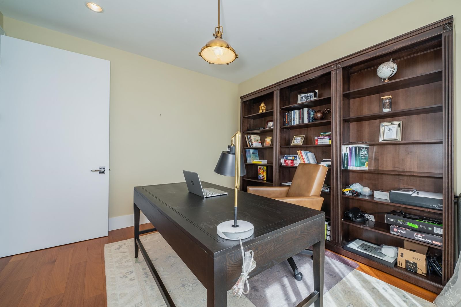 Listing Image 13