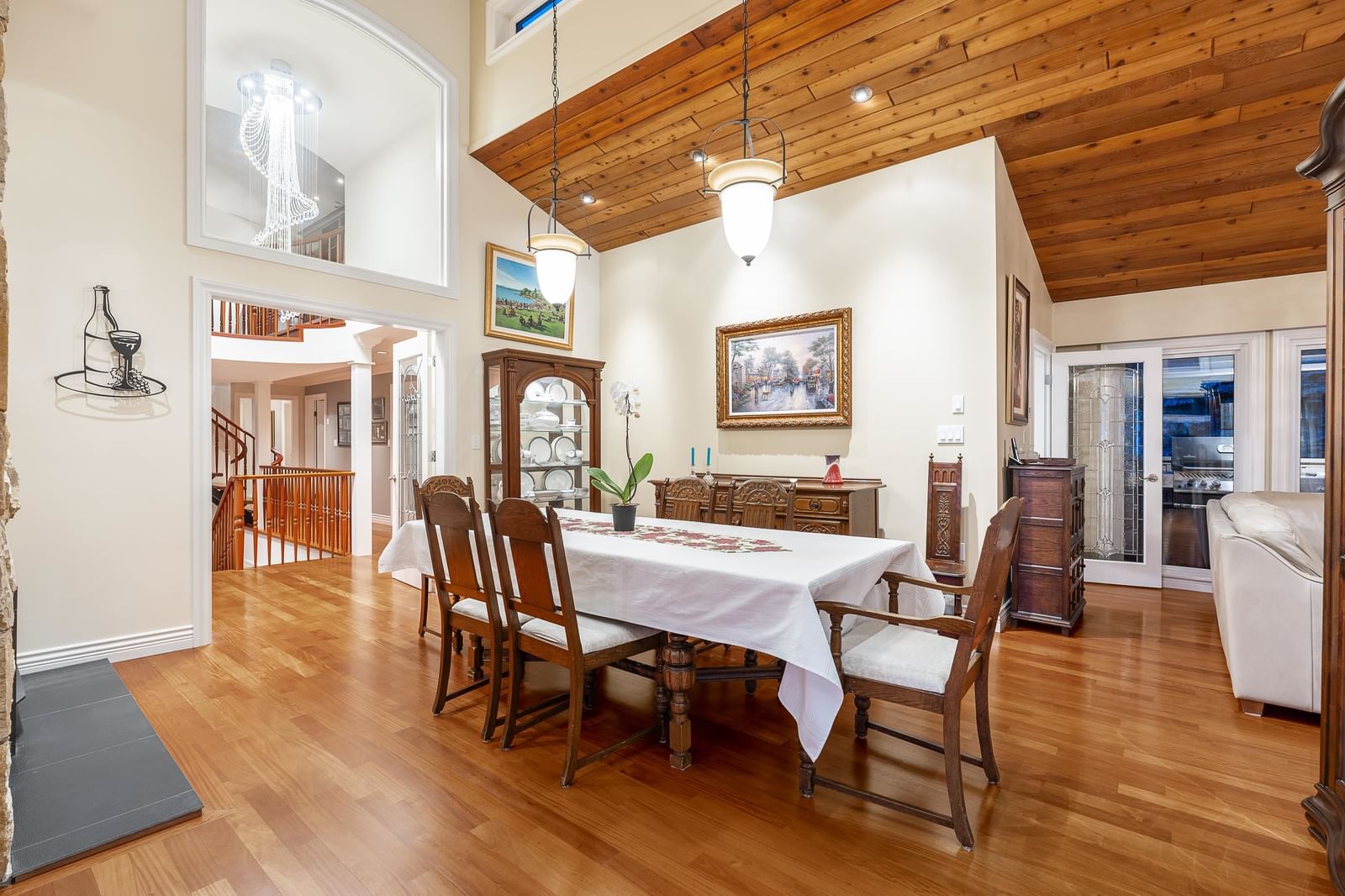 Listing Image 10