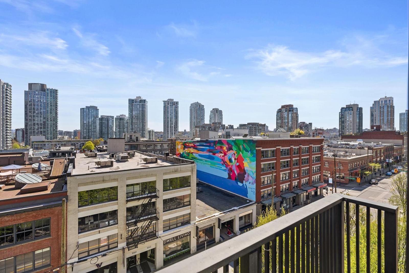 Listing Image 10