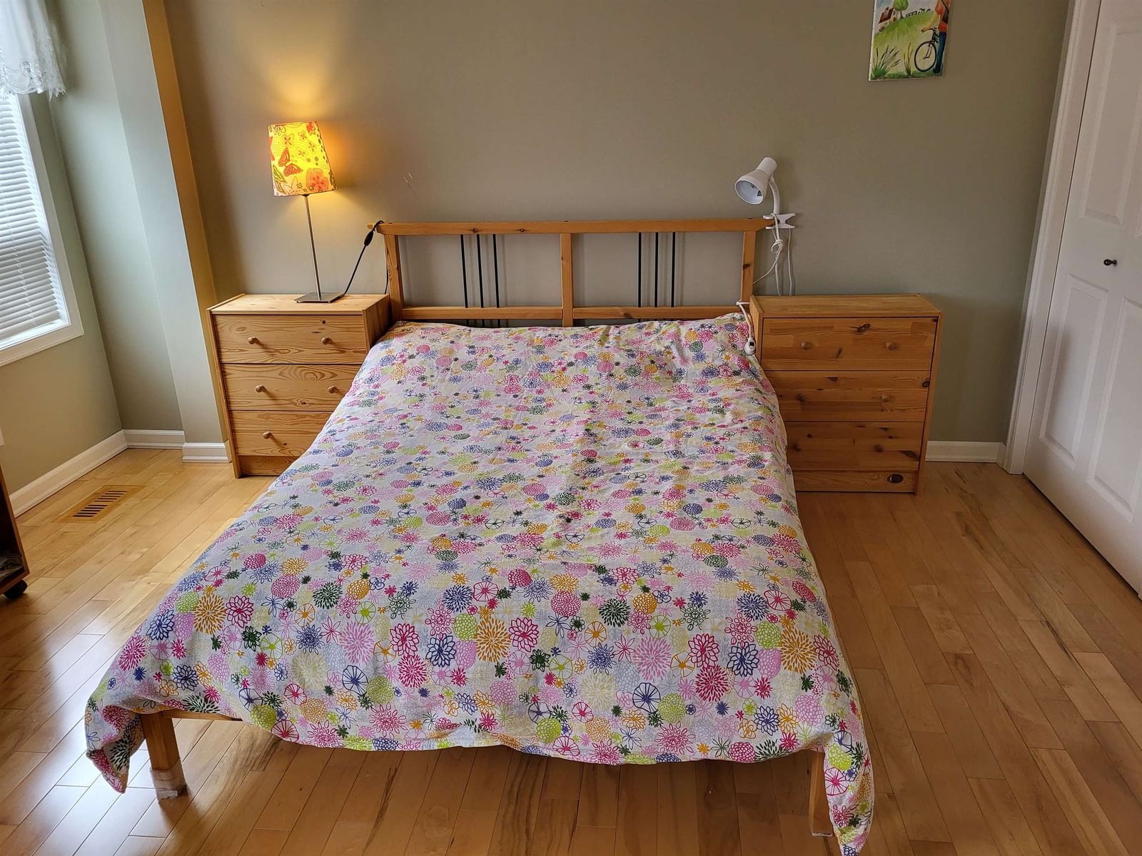 Listing Image 9