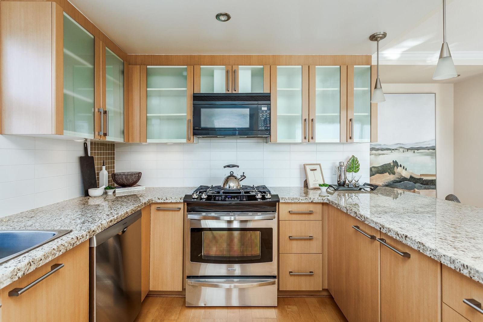 Listing Image 9