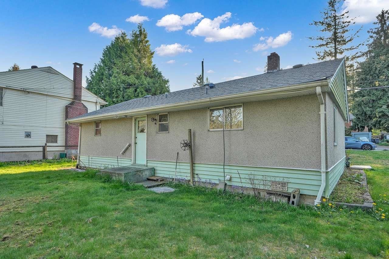 Listing Image 8