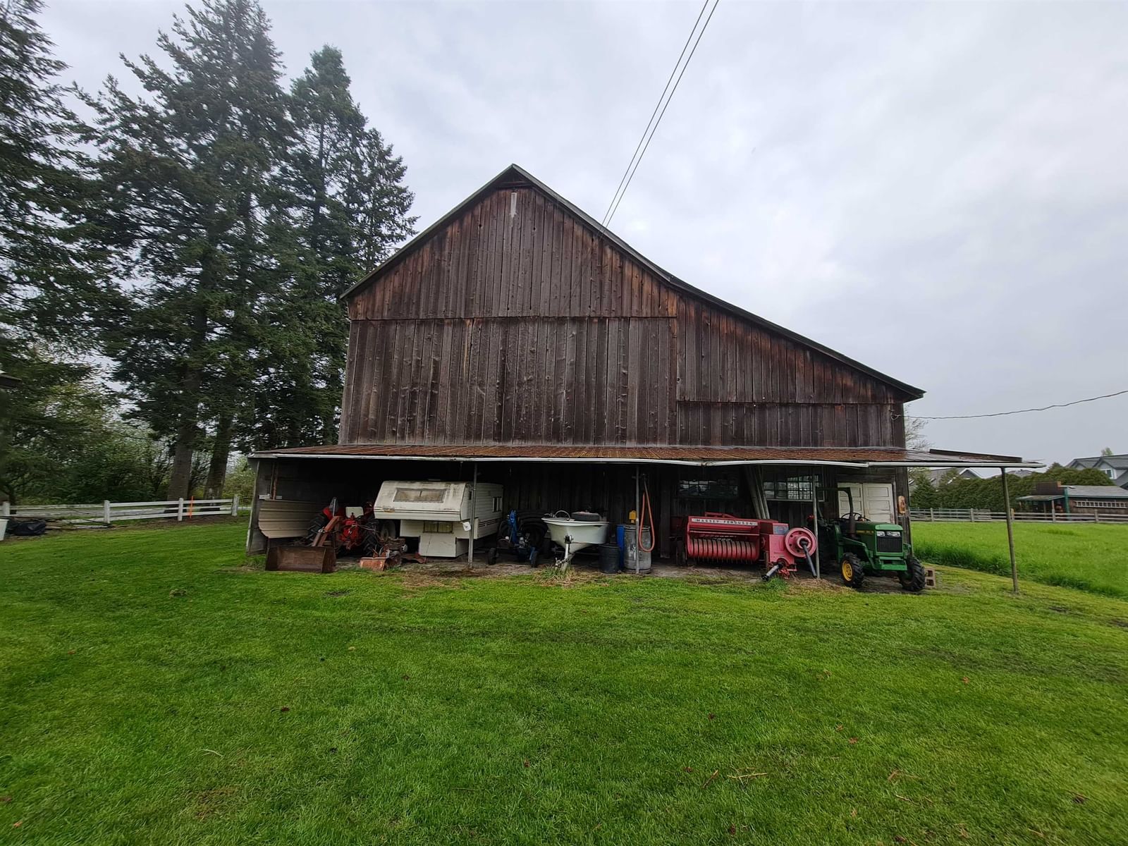 Listing Image 11