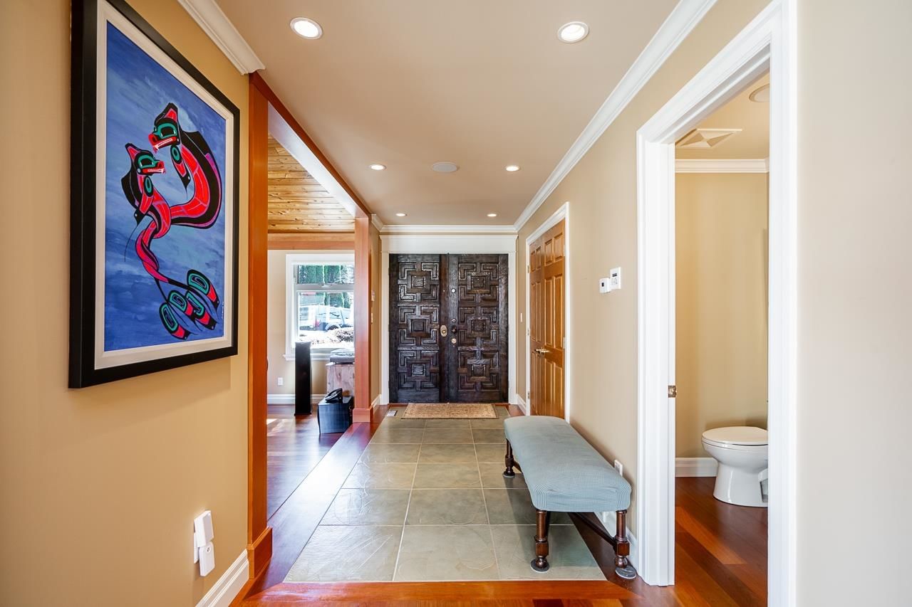 Listing Image 11