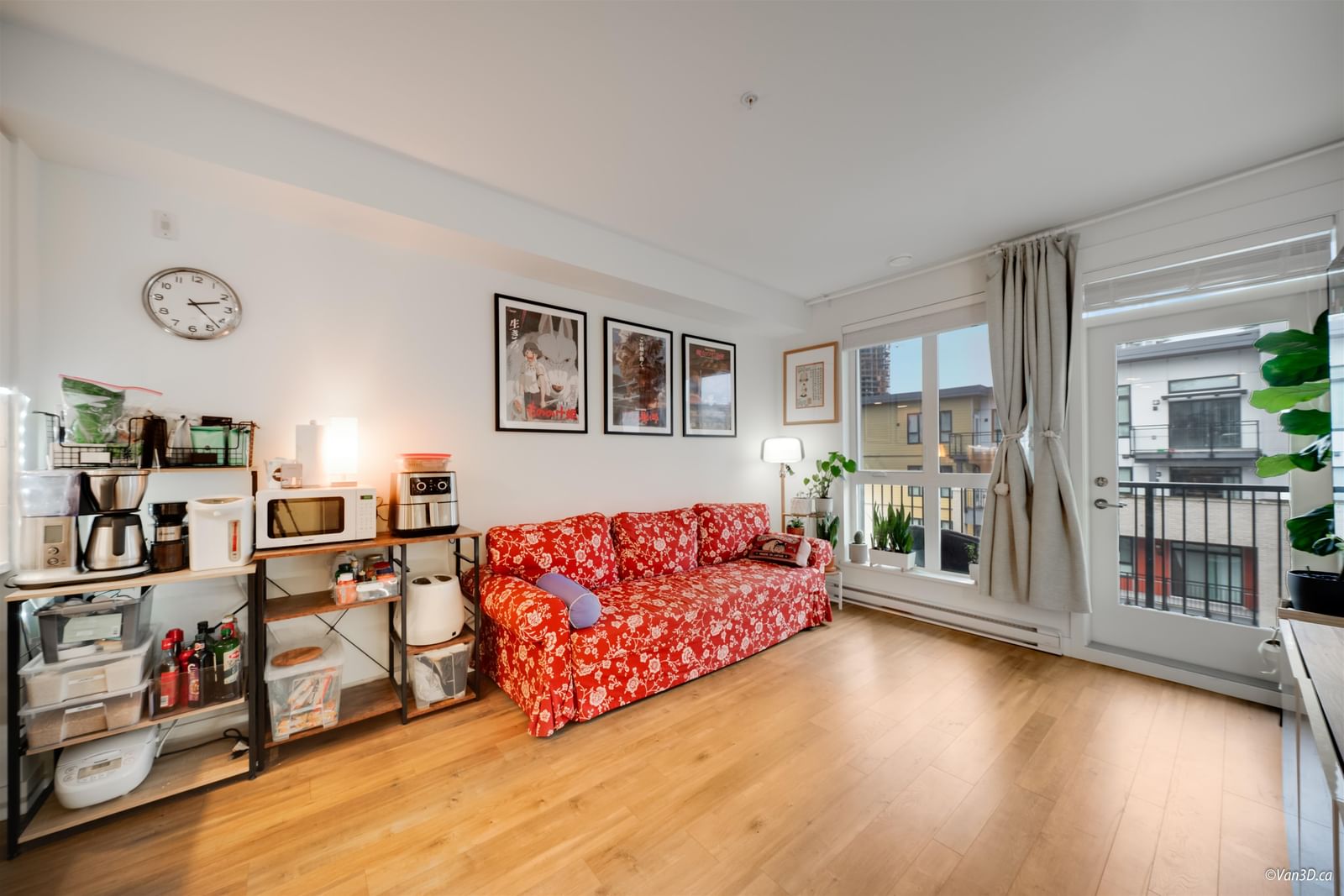 Listing Image 10