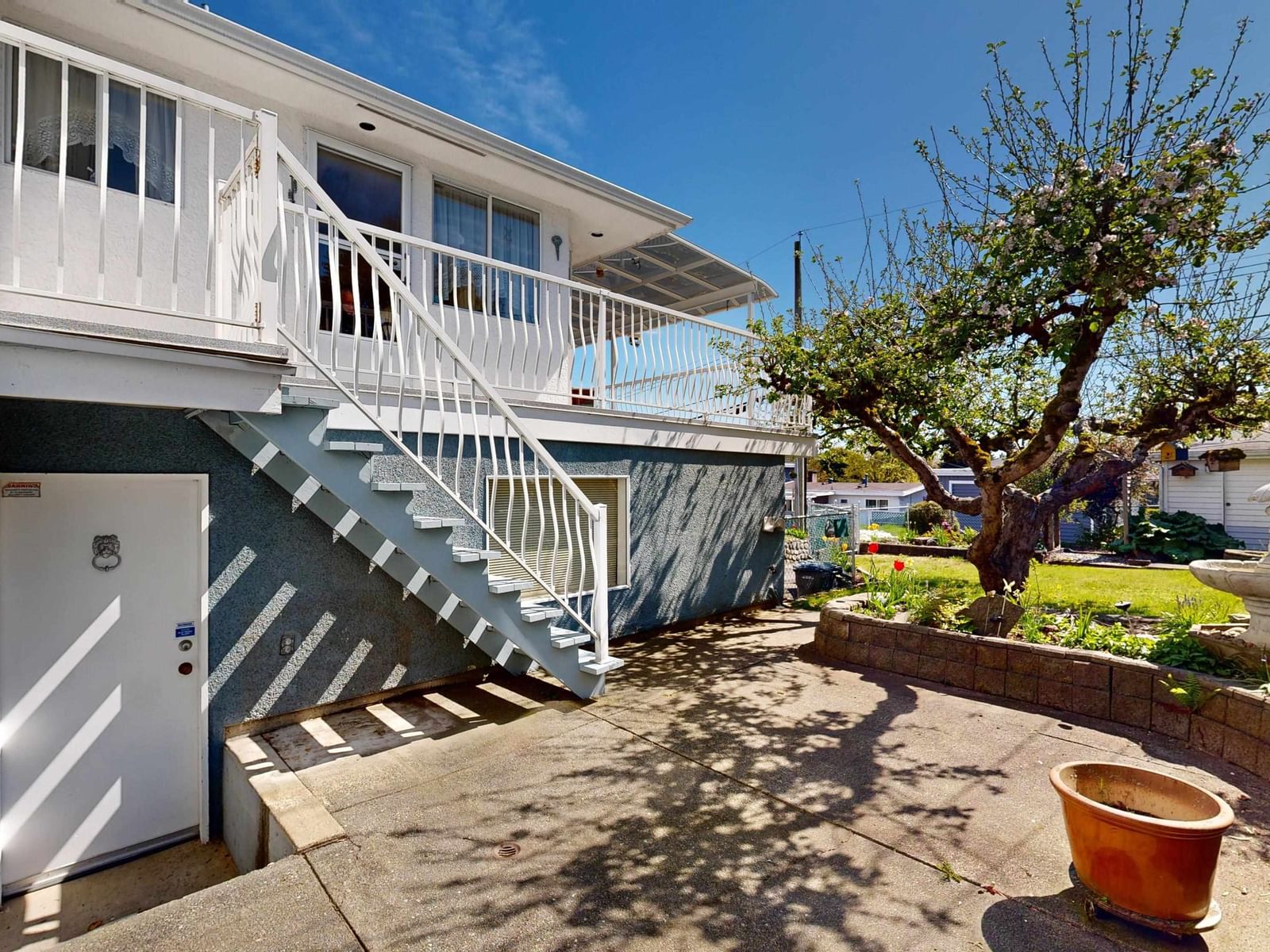 Listing Image 23