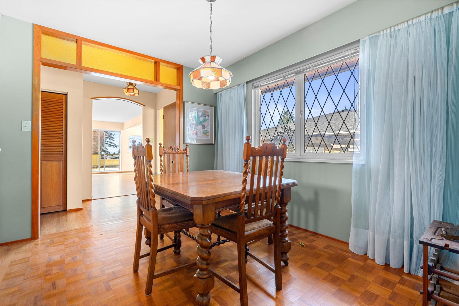 Listing Image 12
