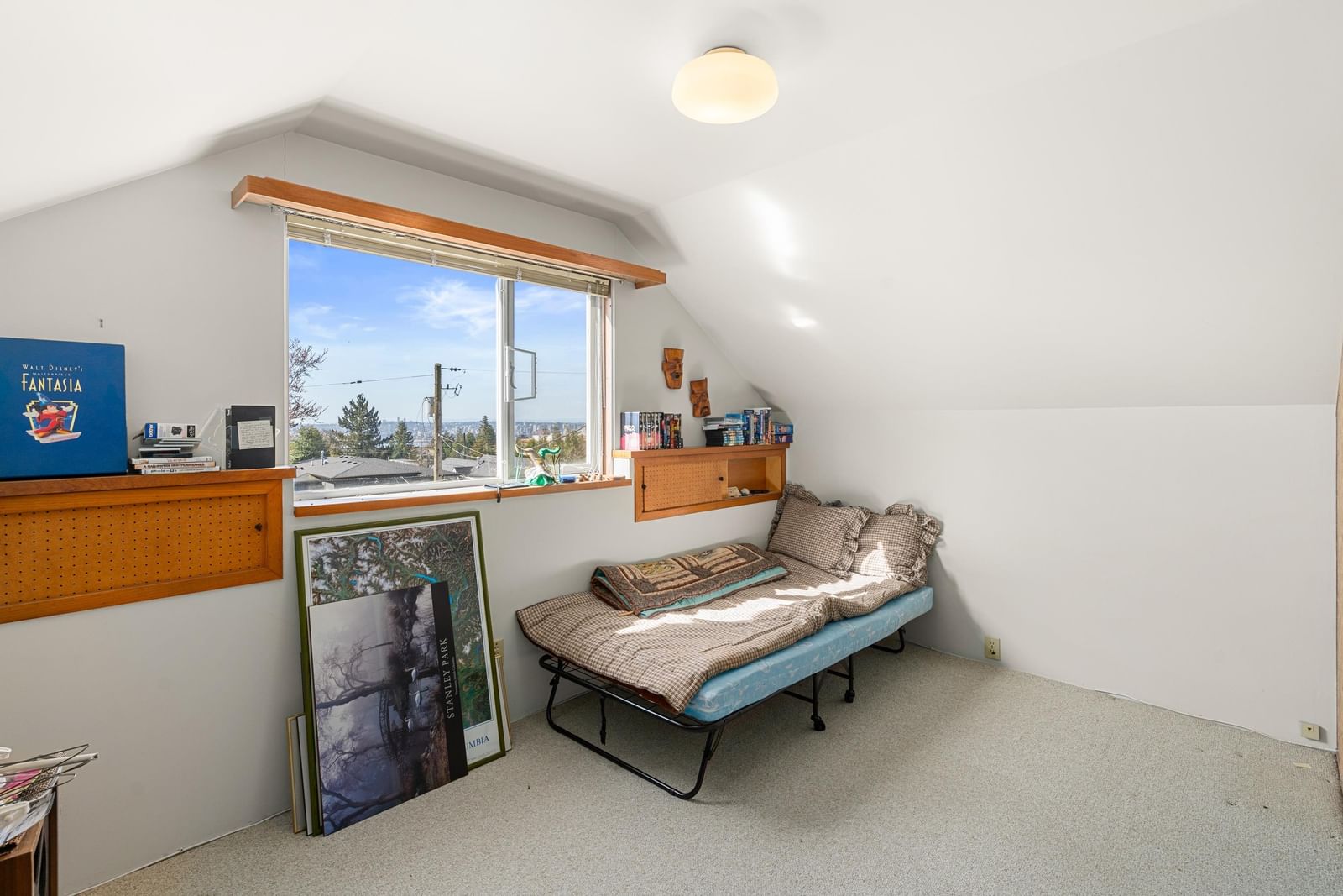 Listing Image 18