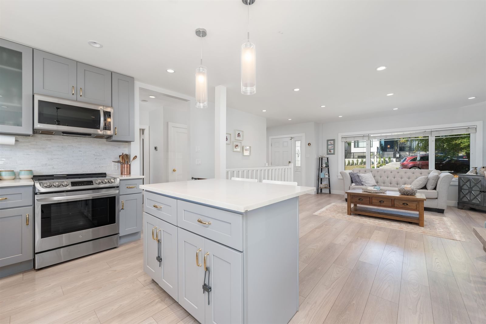 Listing Image 15