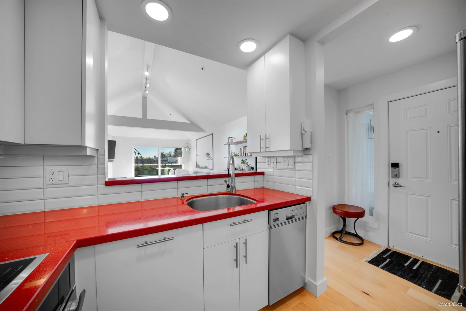 Listing Image 22