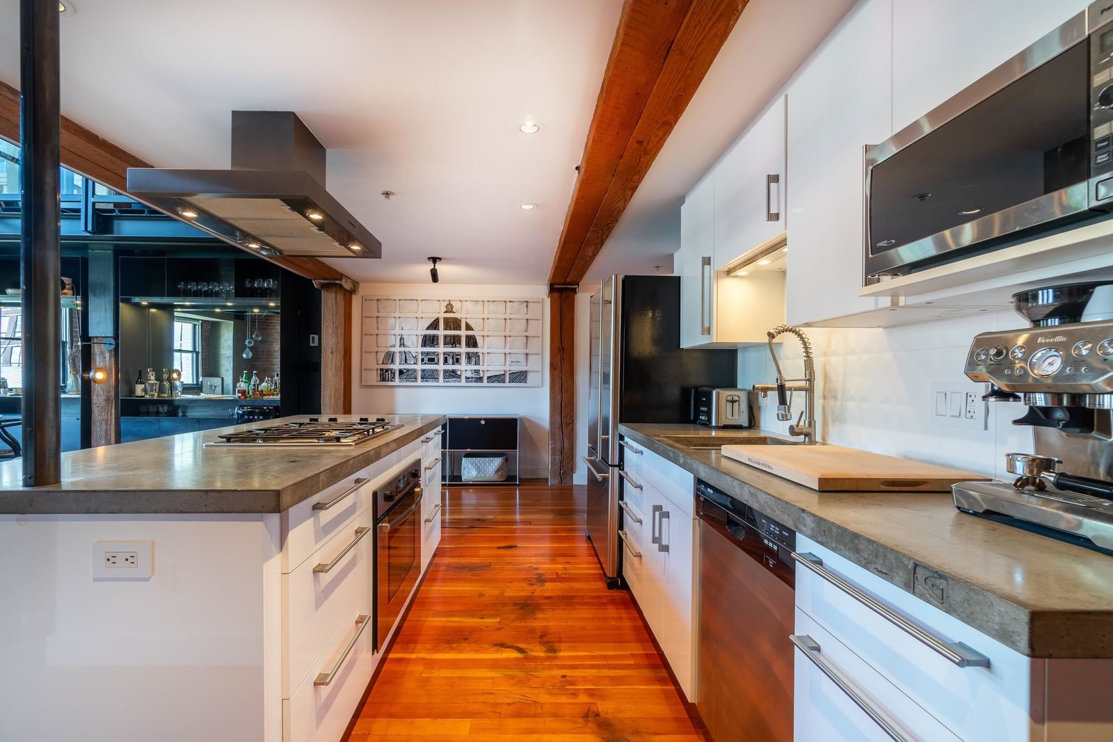 Listing Image 15