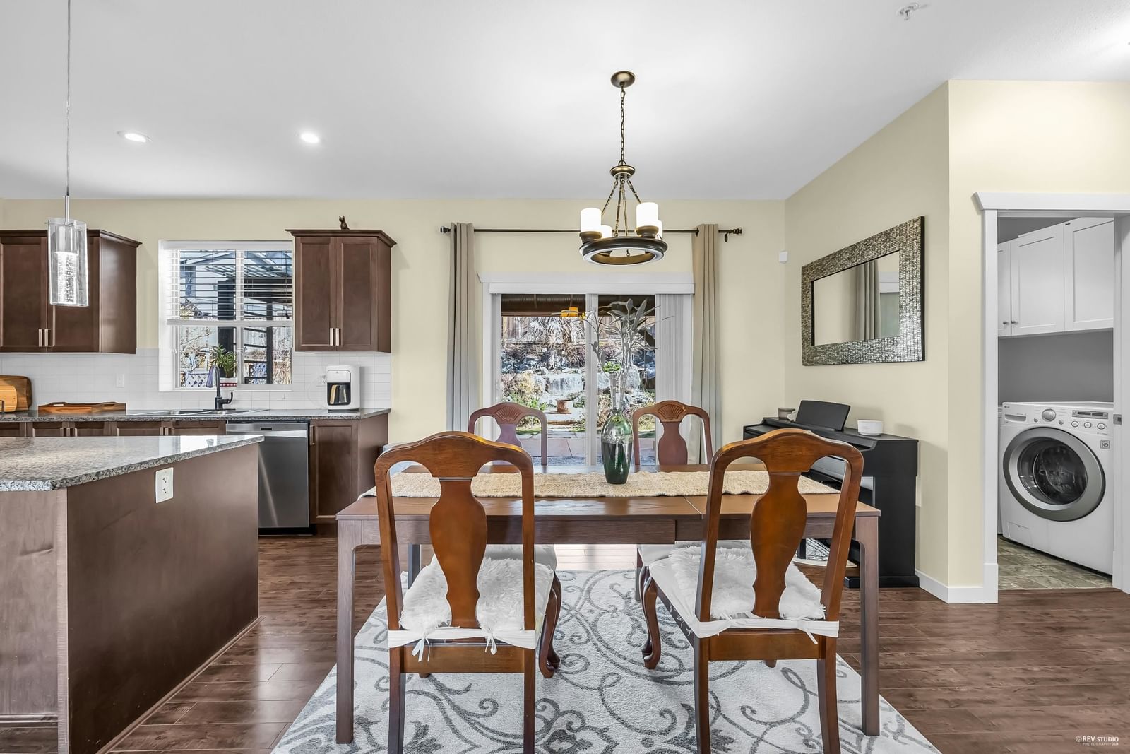 Listing Image 15