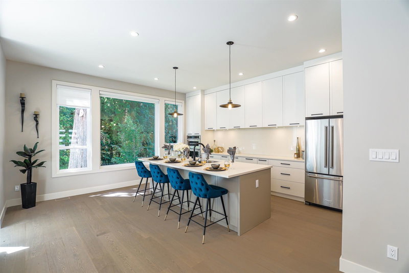 1388 Madore Avenue, Coquitlam, V3K 3C2 | Image 2