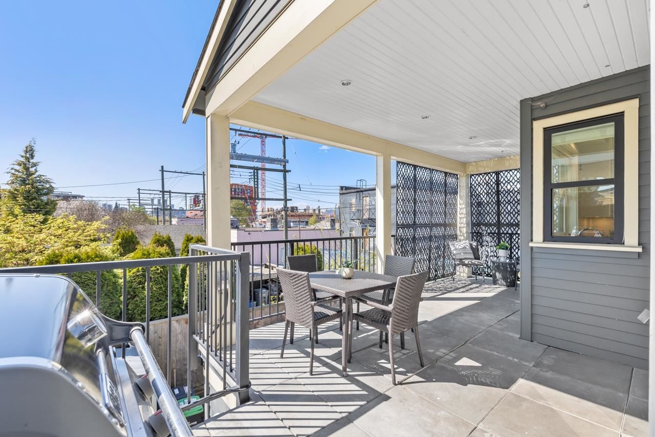 Listing Image 15