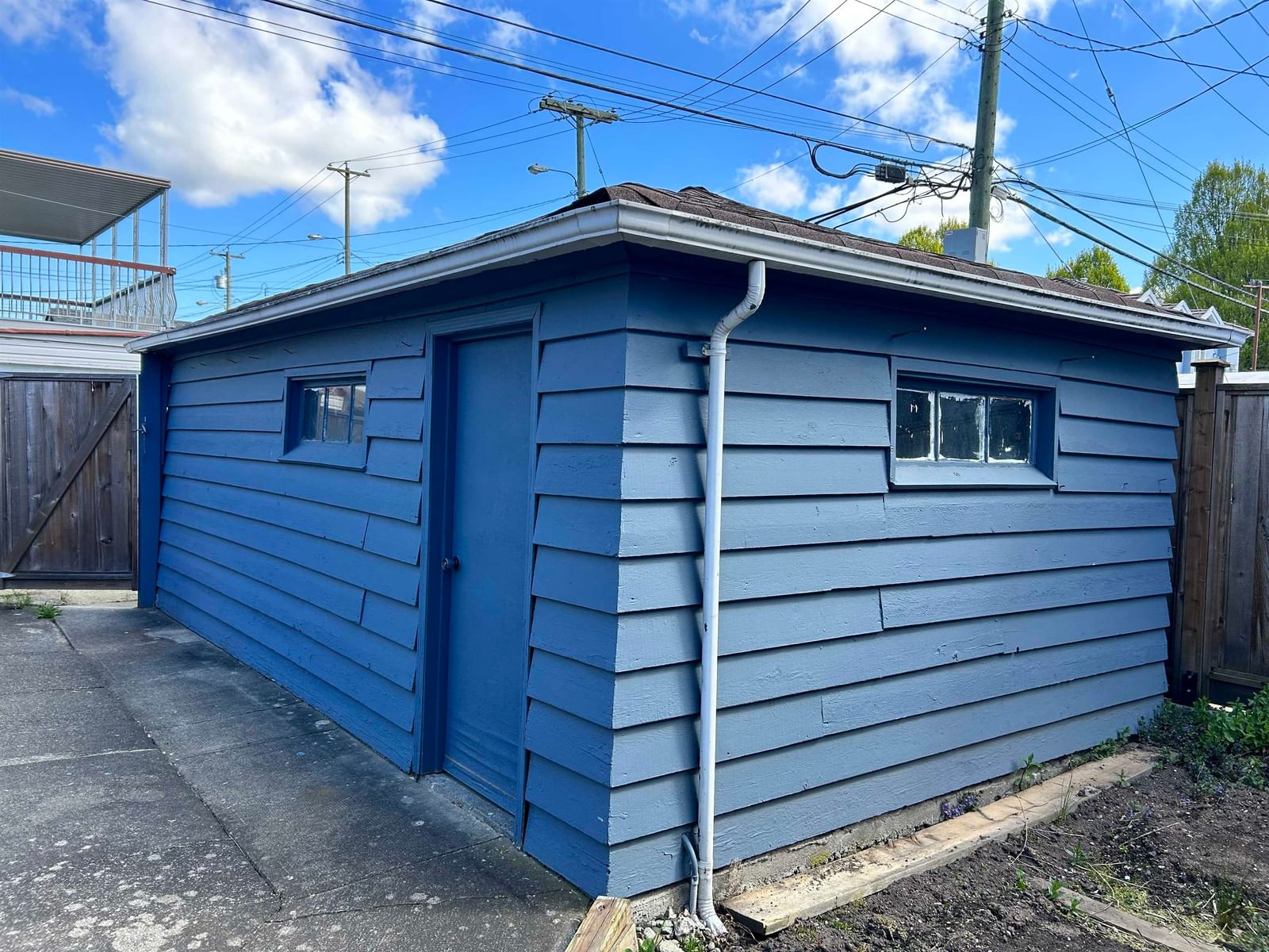 Listing Image 13
