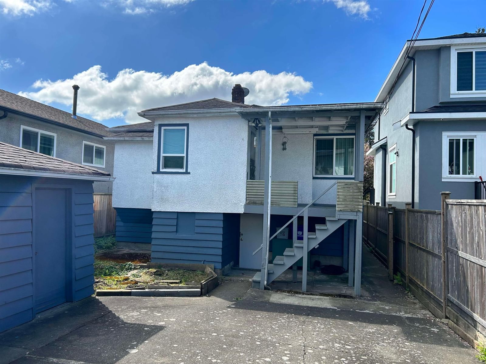 Listing Image 14