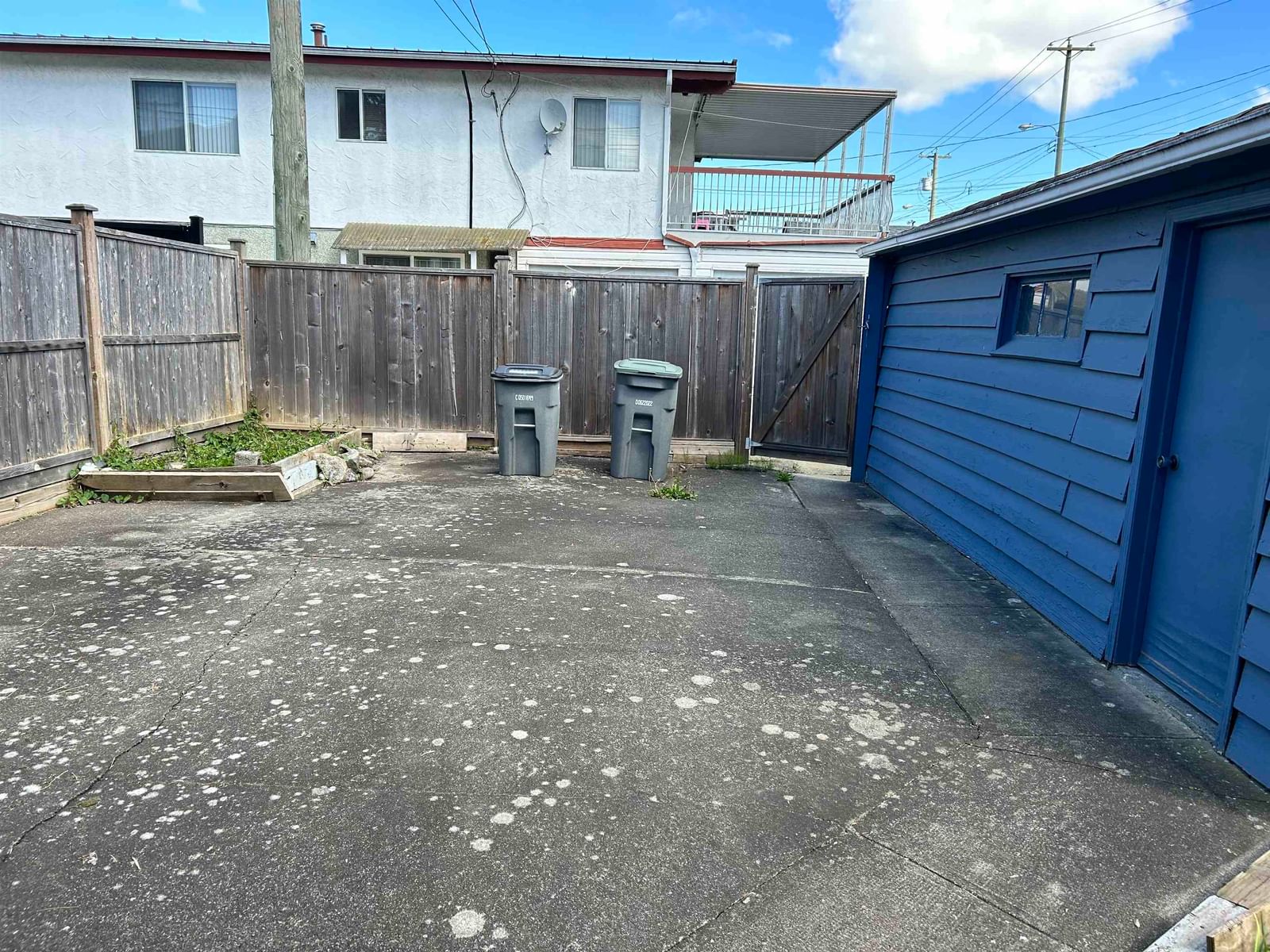 Listing Image 16