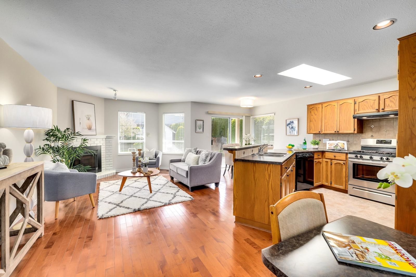 Listing Image 13