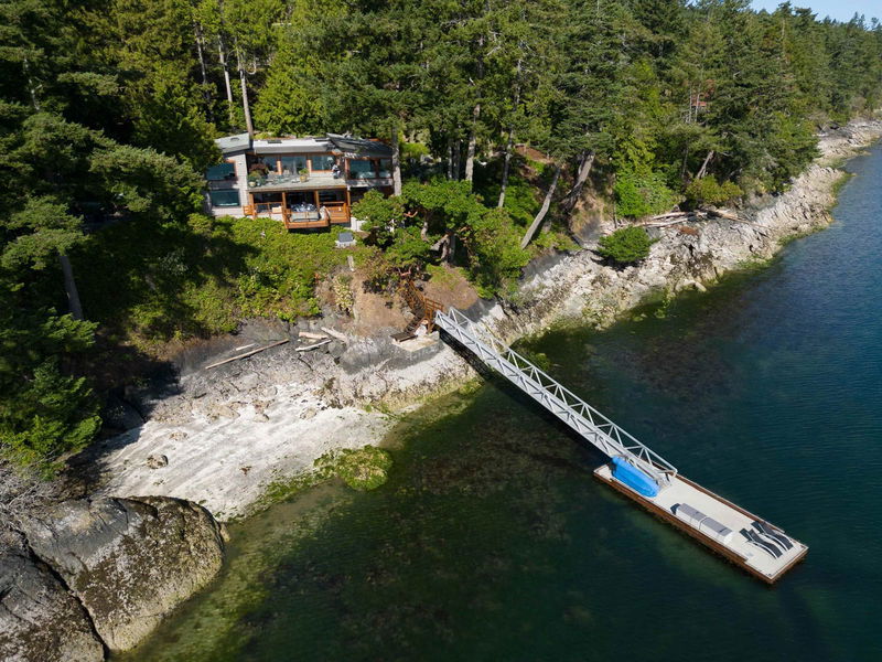 7909 Bedwell Drive, Pender Island, British Columbia (MLS R2873589)