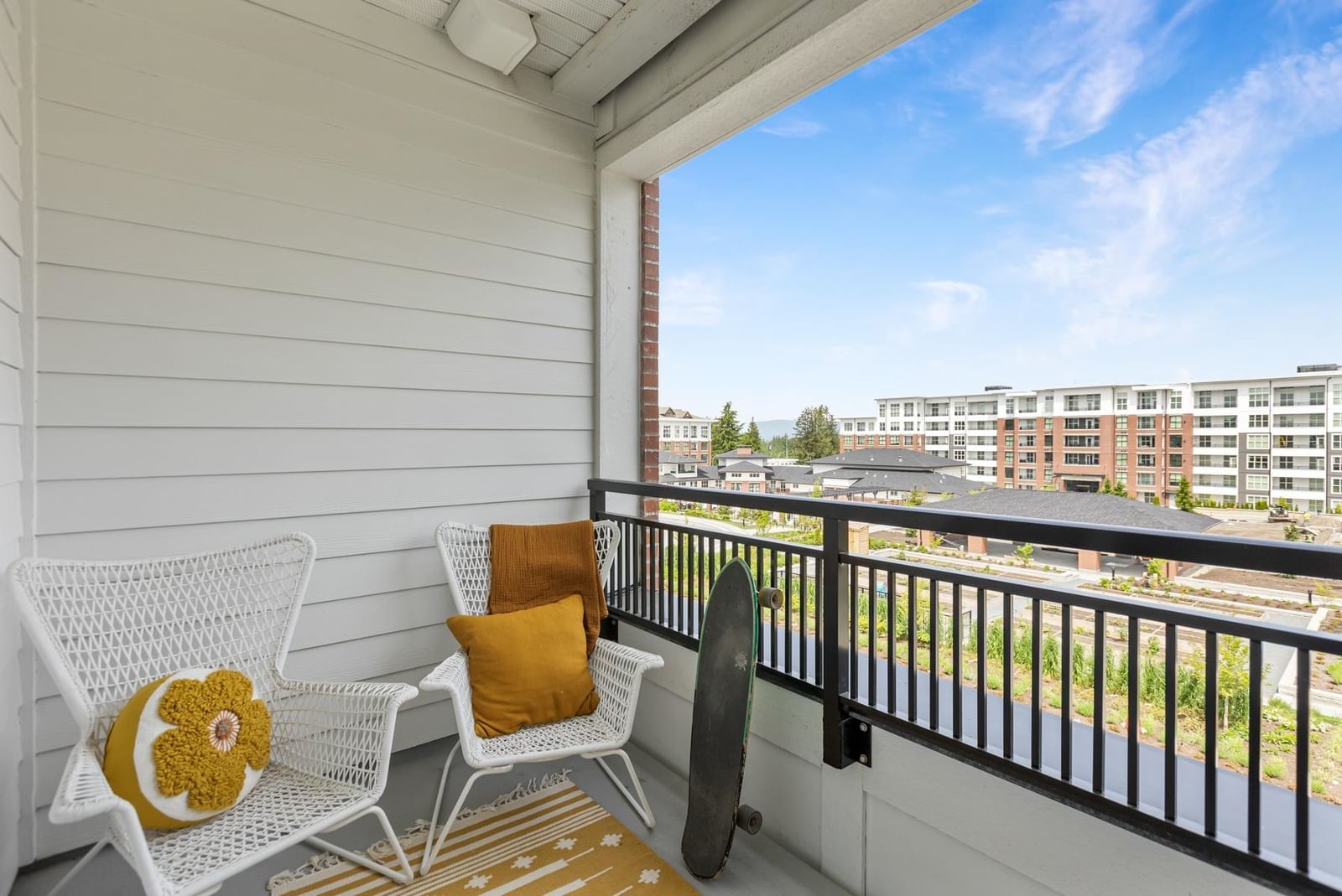 Listing Image 15