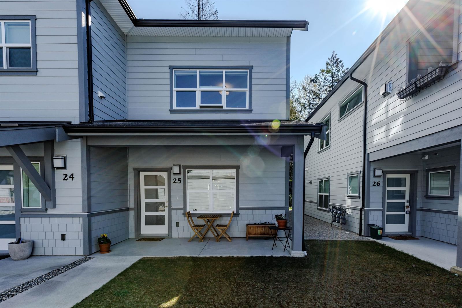 Listing Image 3