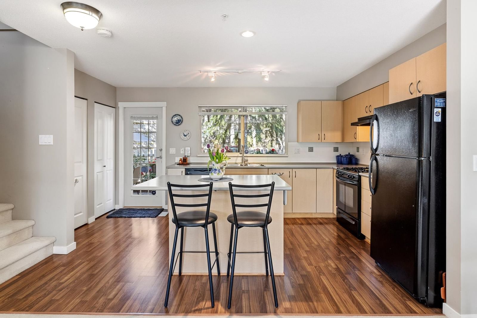 Listing Image 13