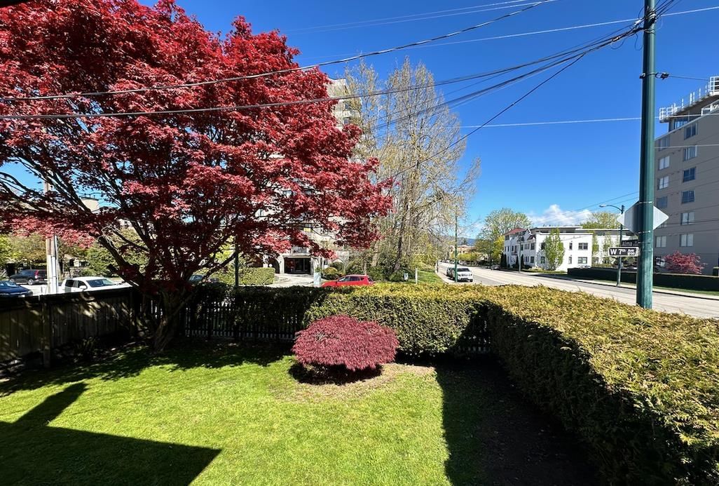 Listing Image 6