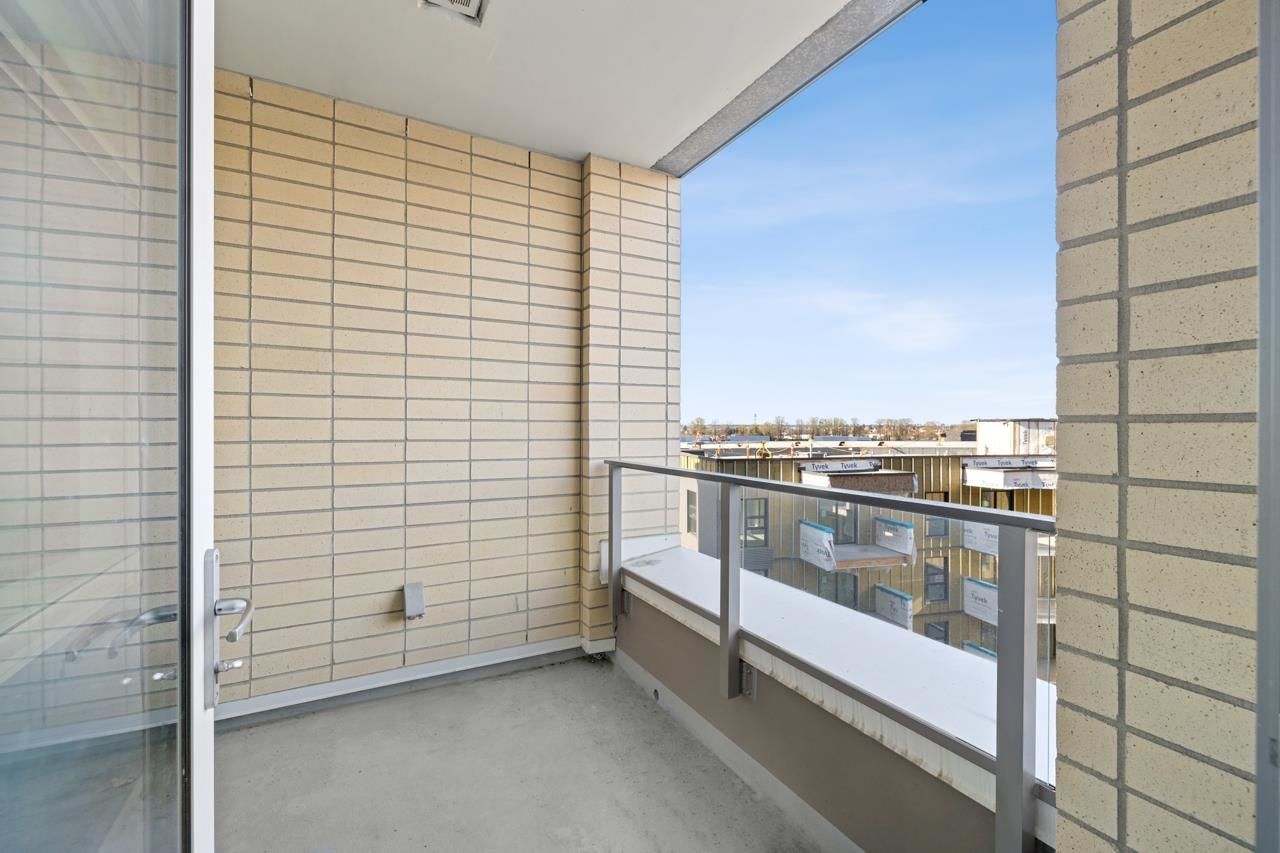 Listing Image 14