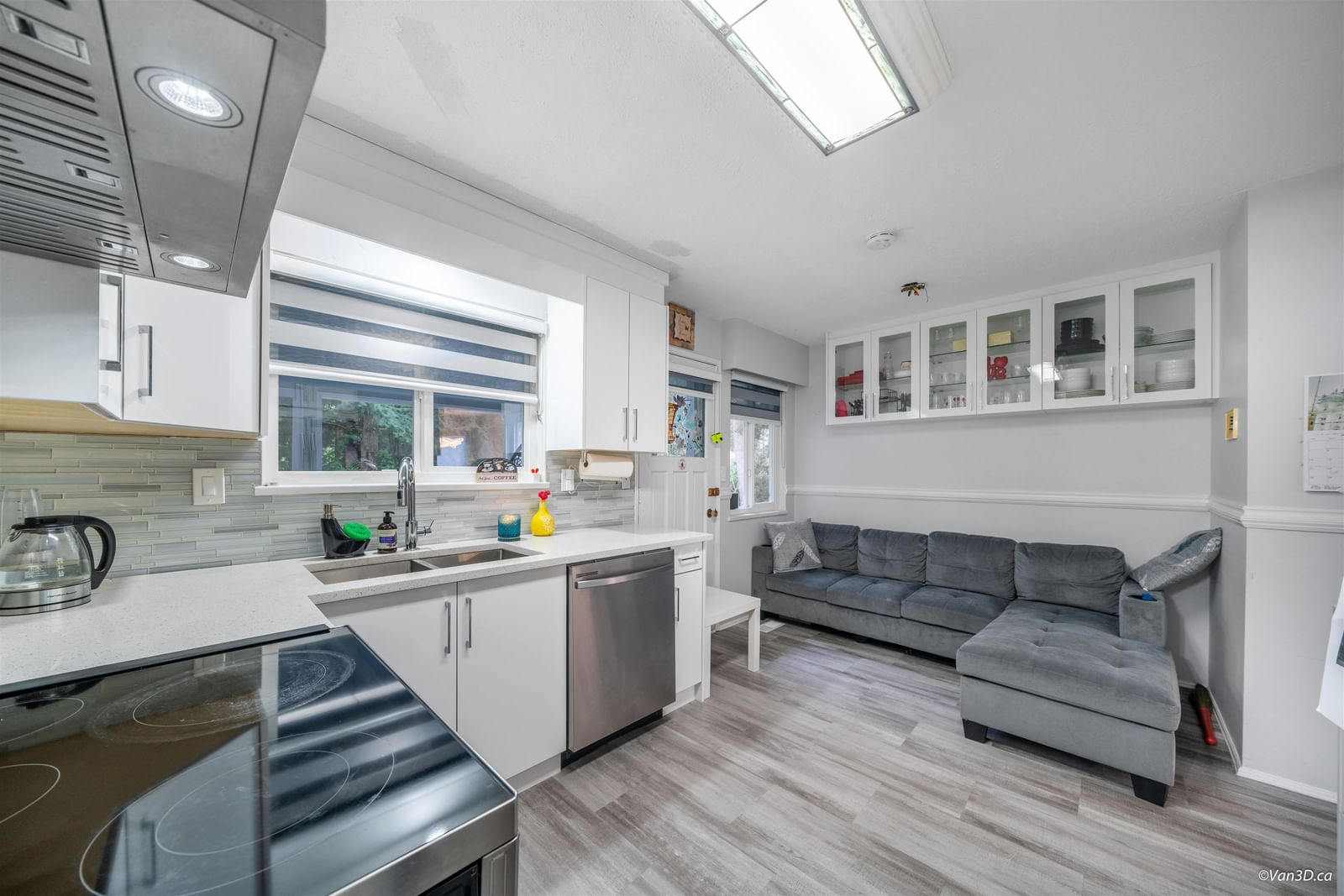 Listing Image 15