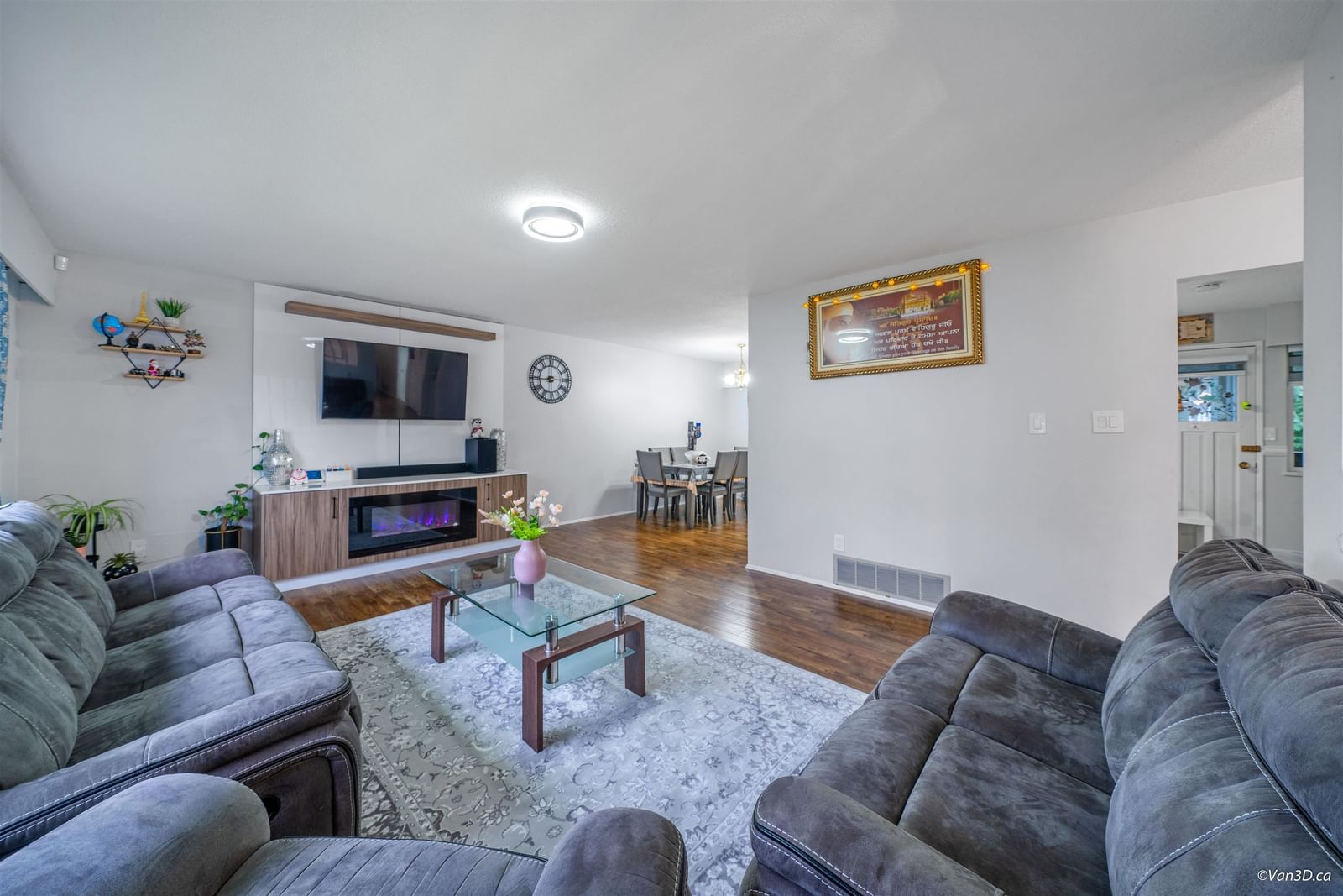 Listing Image 23