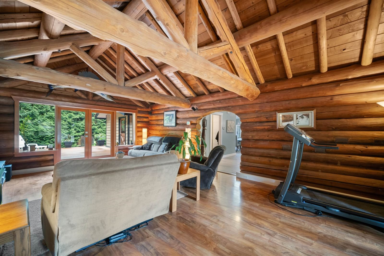 Listing Image 15