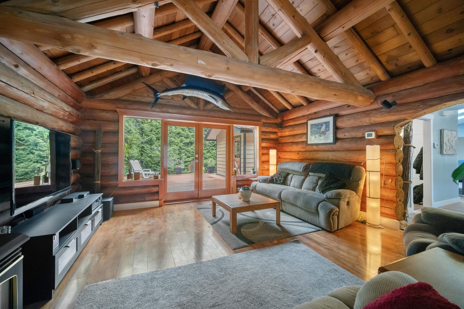 Listing Image 16