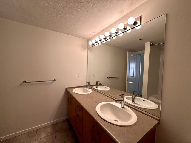 108 - 500 Klahanie Drive