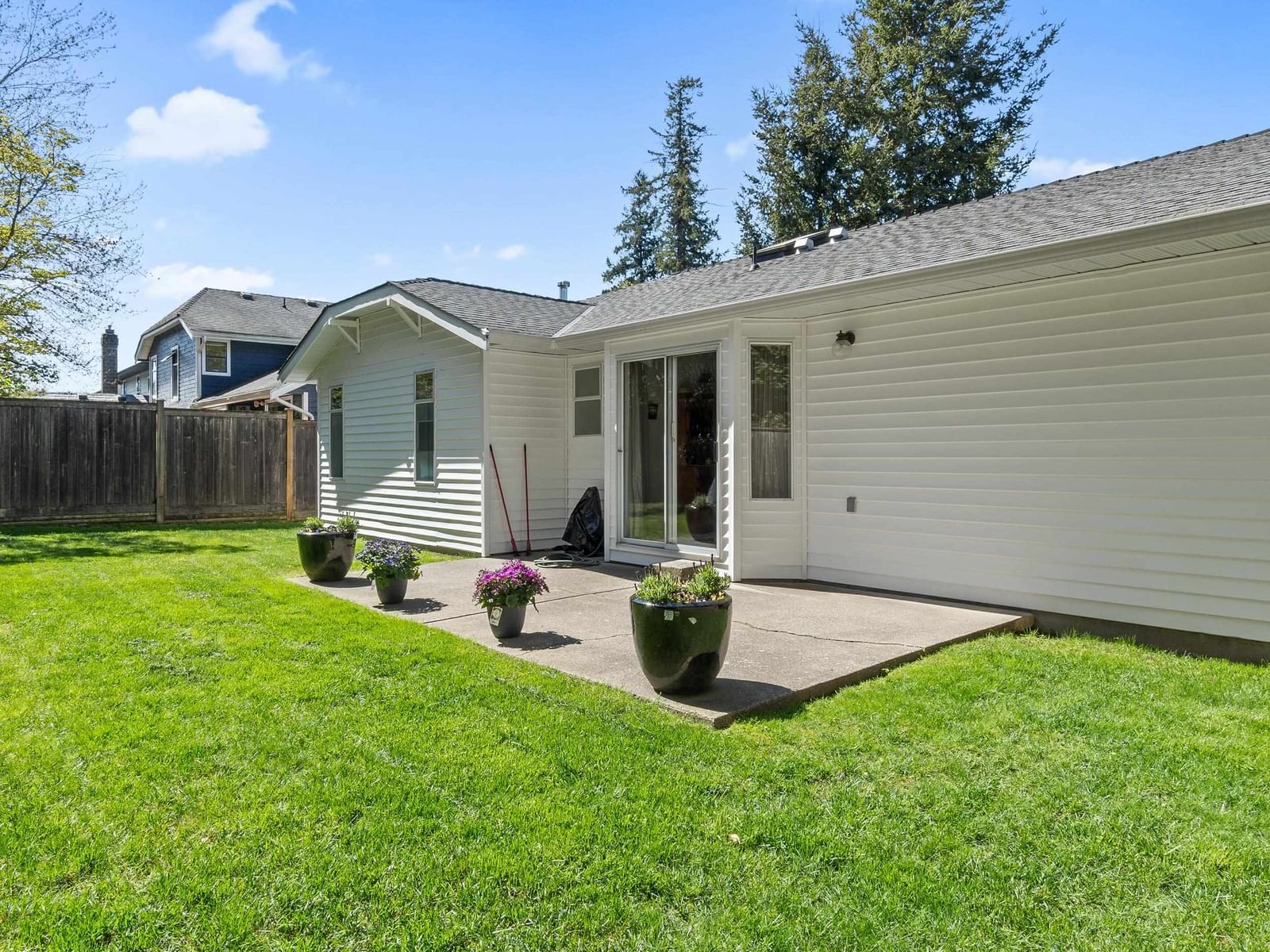 Listing Image 17