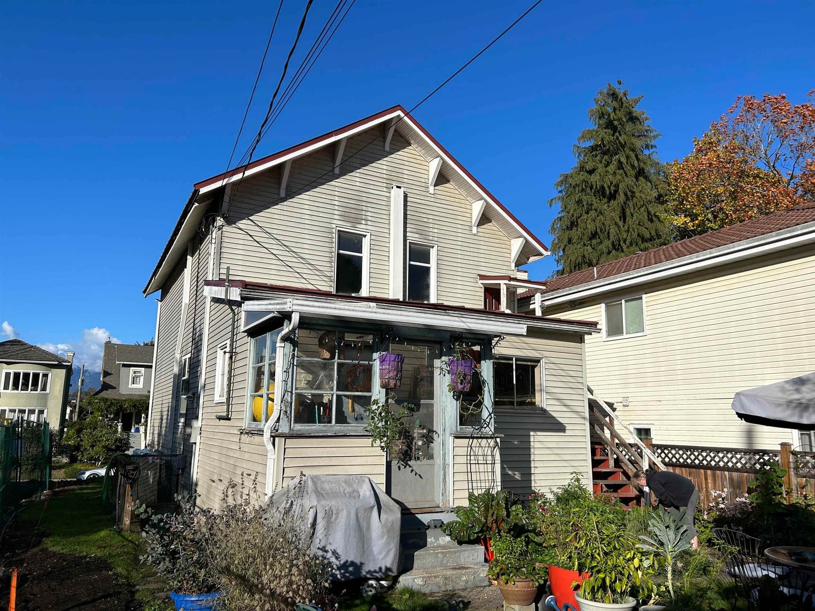 Listing Image 5