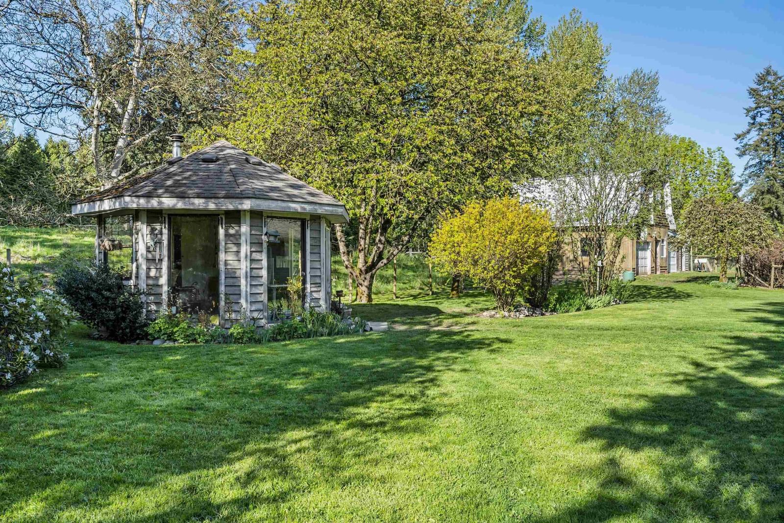 Listing Image 33