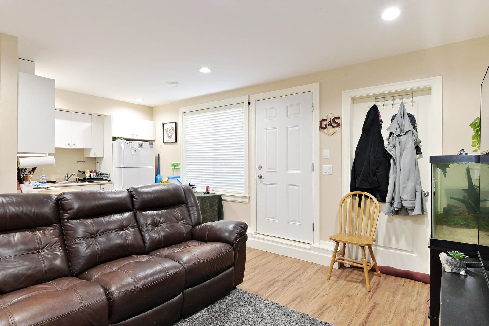 Listing Image 22