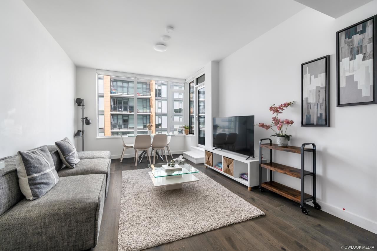 Listing Image 10