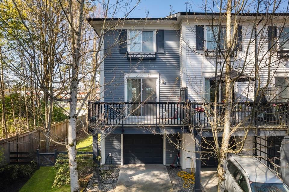 Listing Image 18