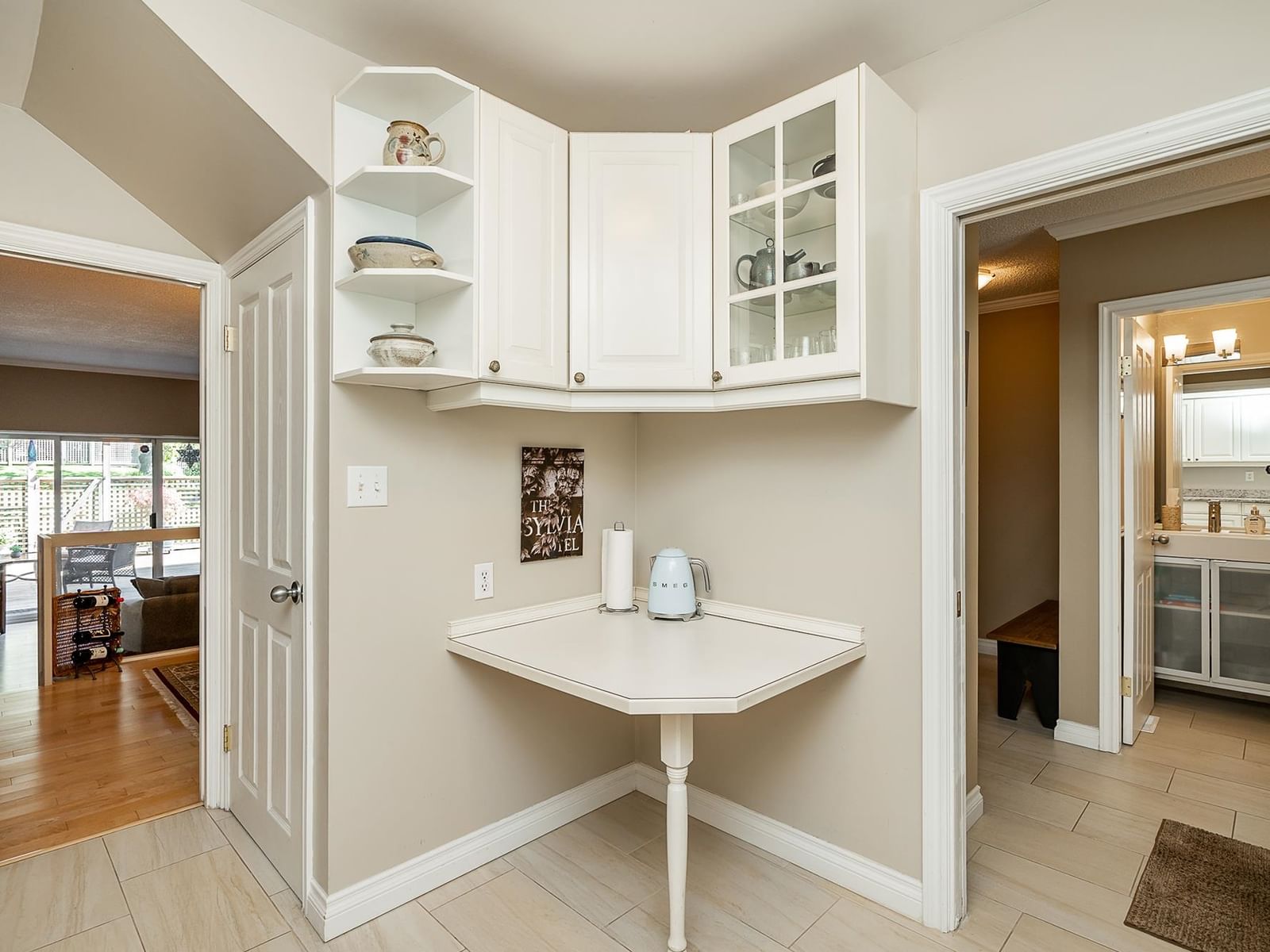 Listing Image 12