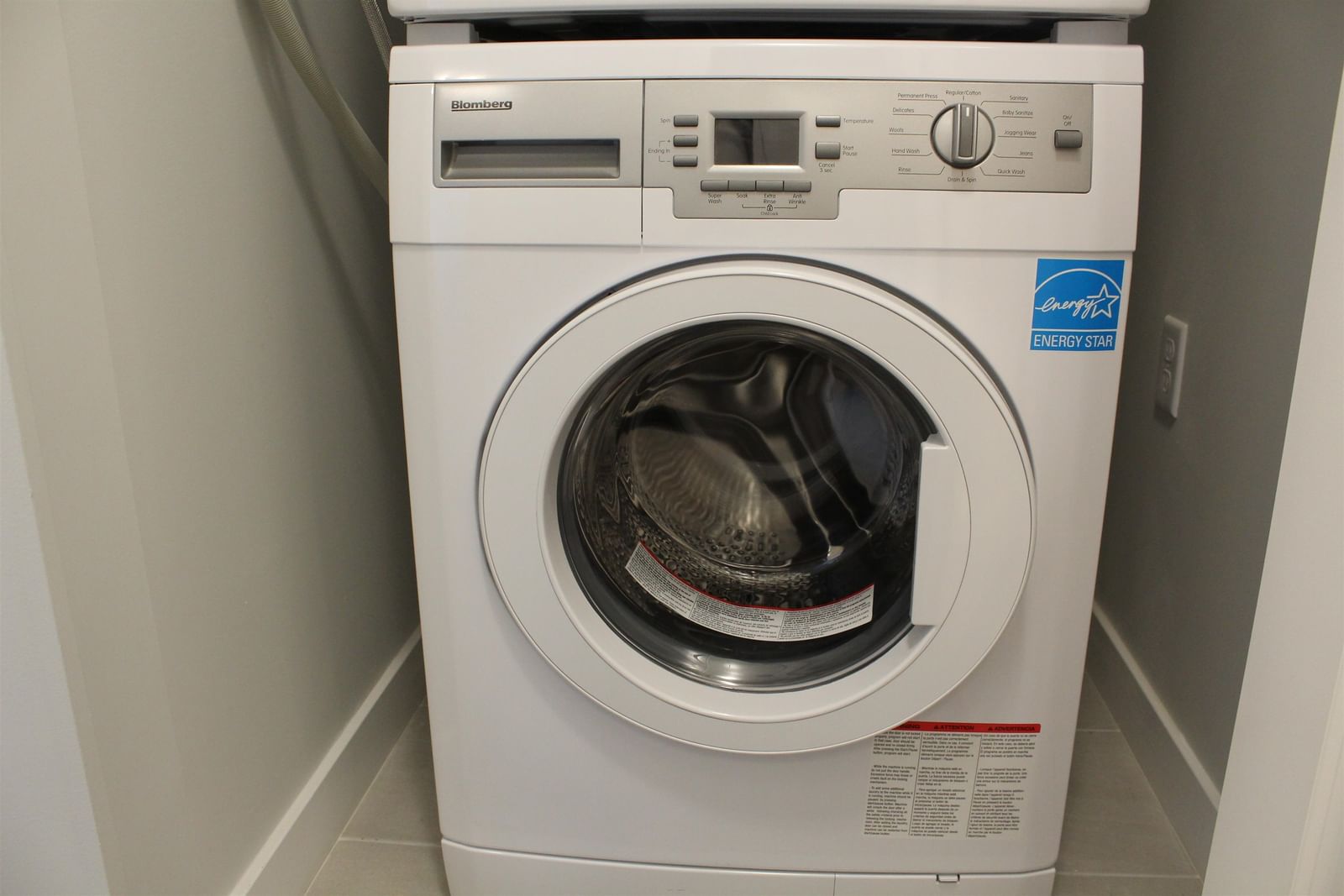 Listing Image 15