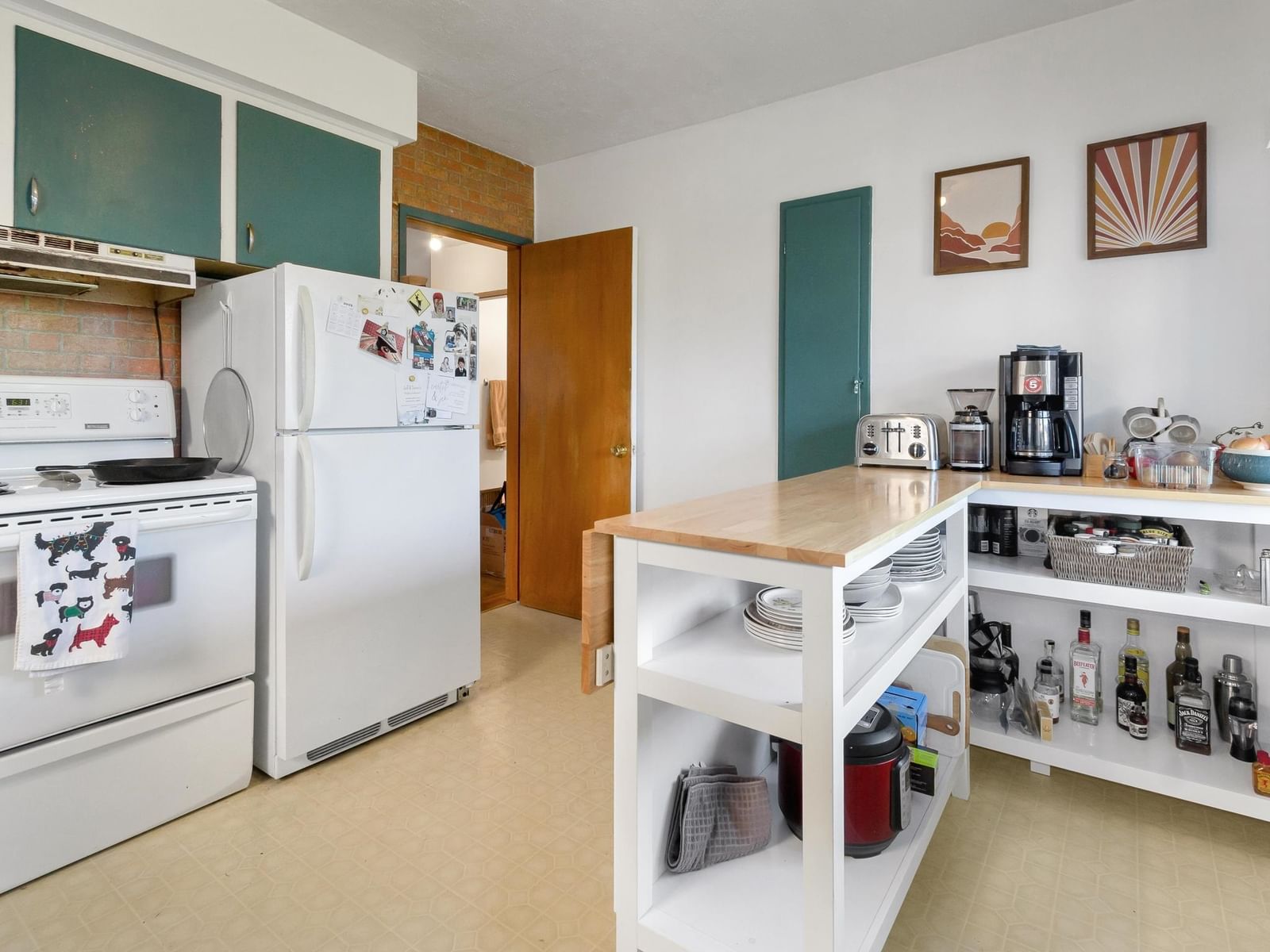 Listing Image 8