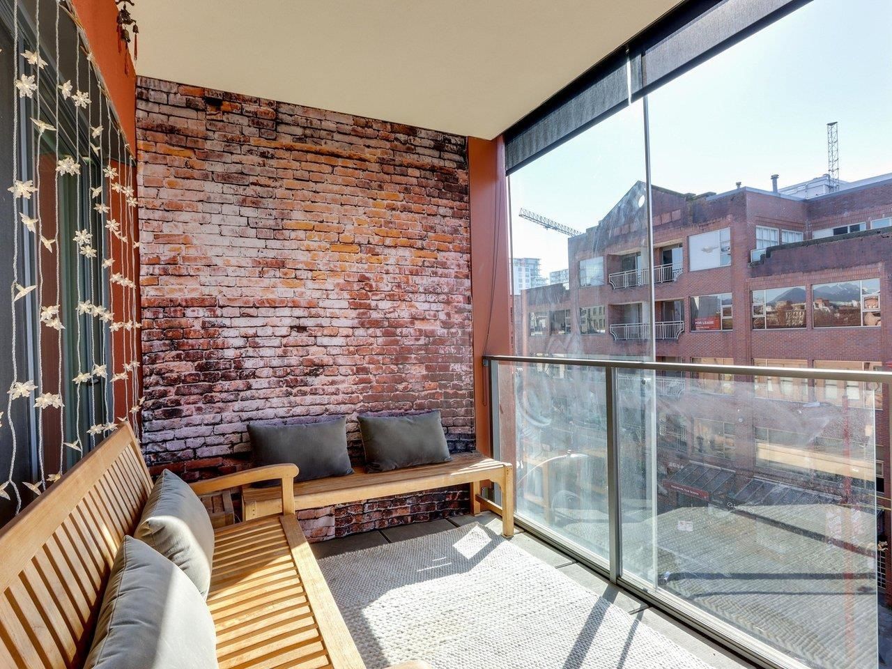 Listing Image 3