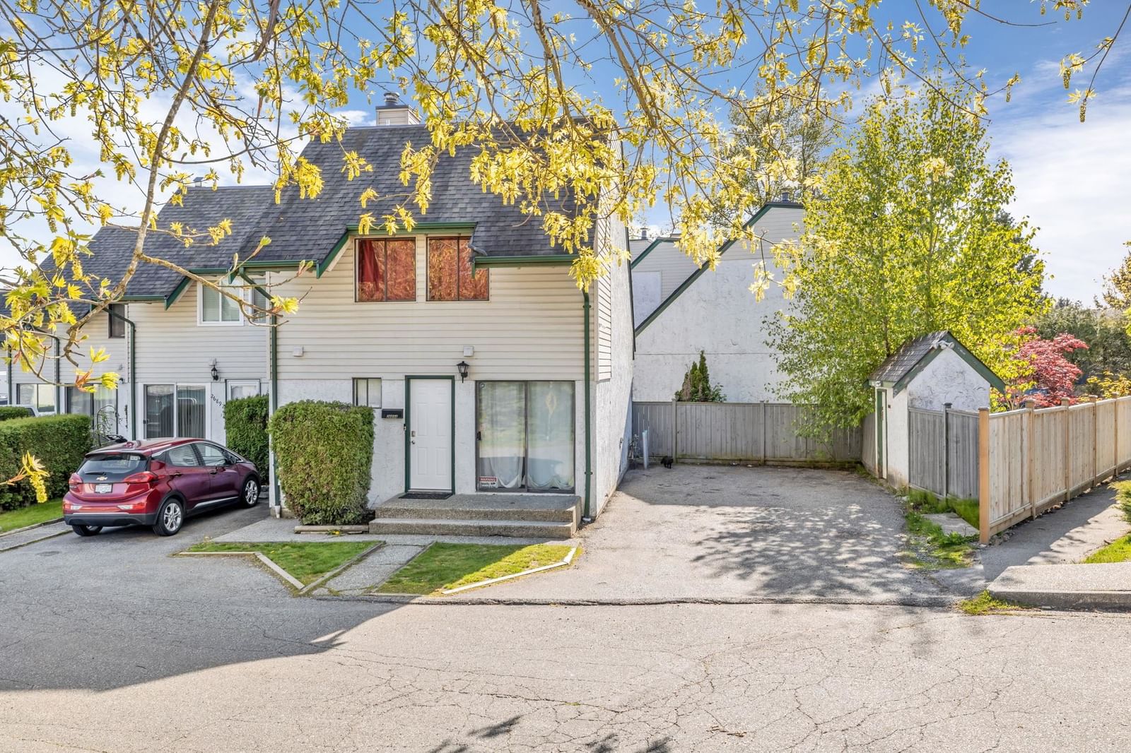 Listing Image 23