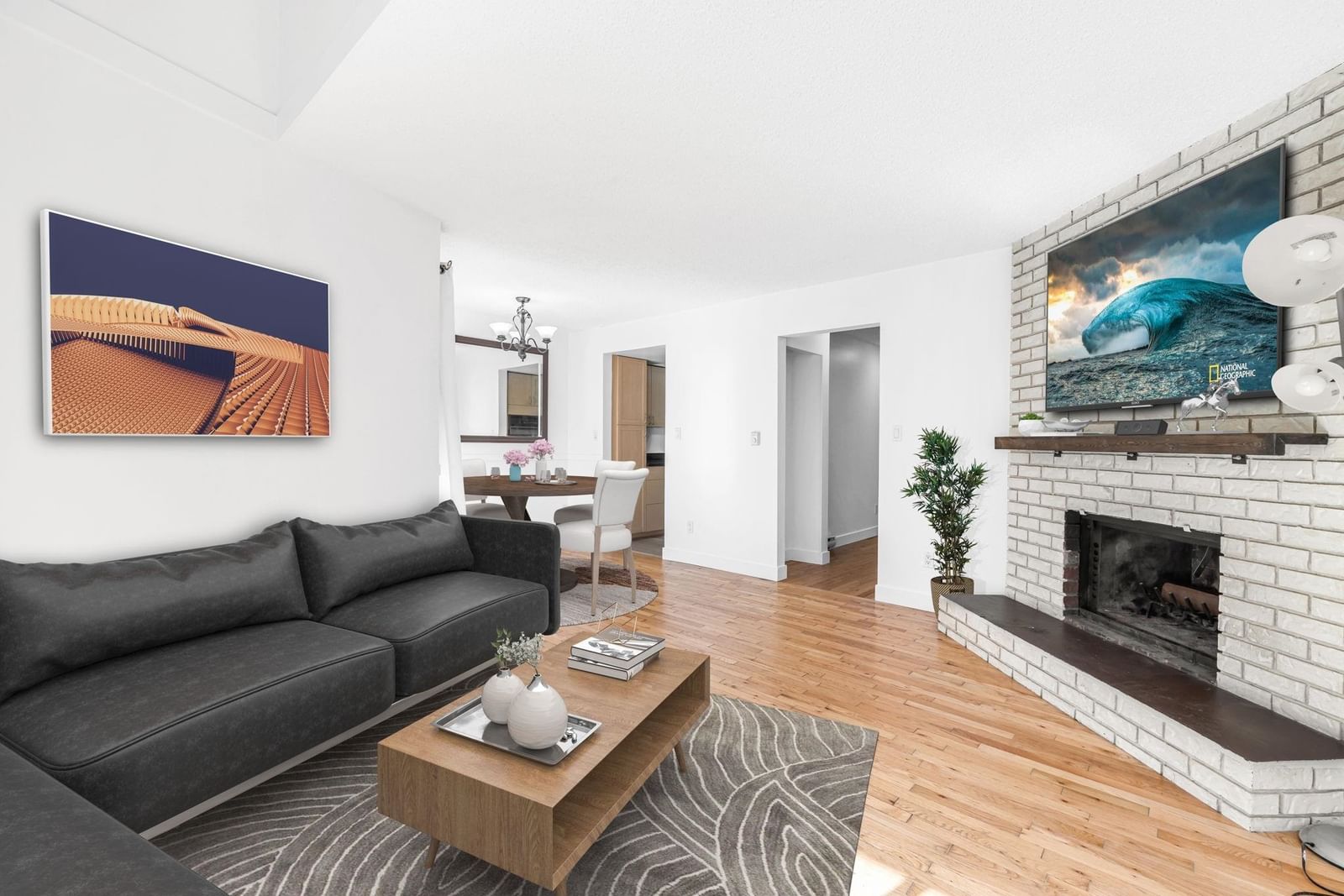Listing Image 9