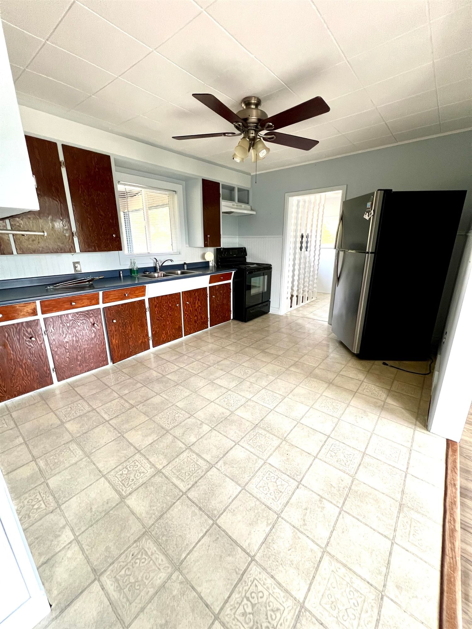 Listing Image 17