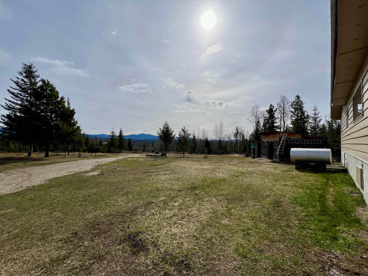 Listing Image 9