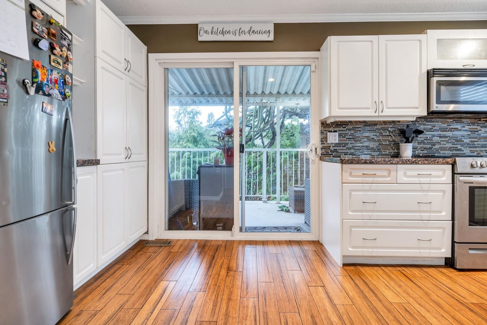 Listing Image 13