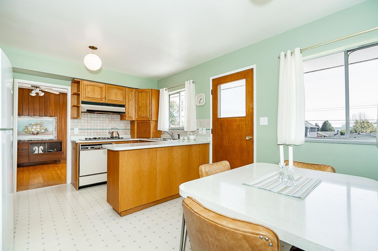 Listing Image 14